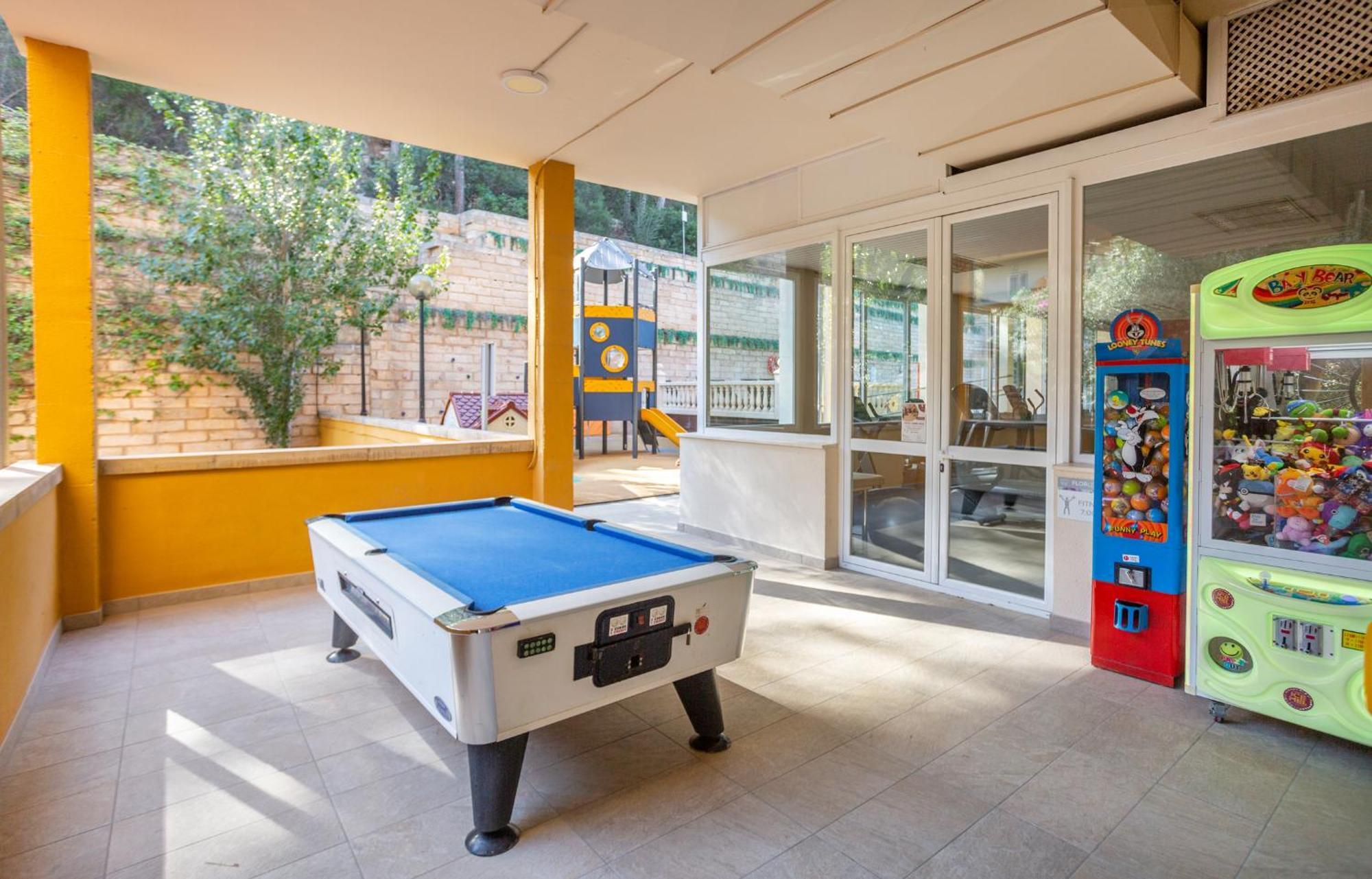Flor Los Almendros Apartamentos Peguera Ngoại thất bức ảnh